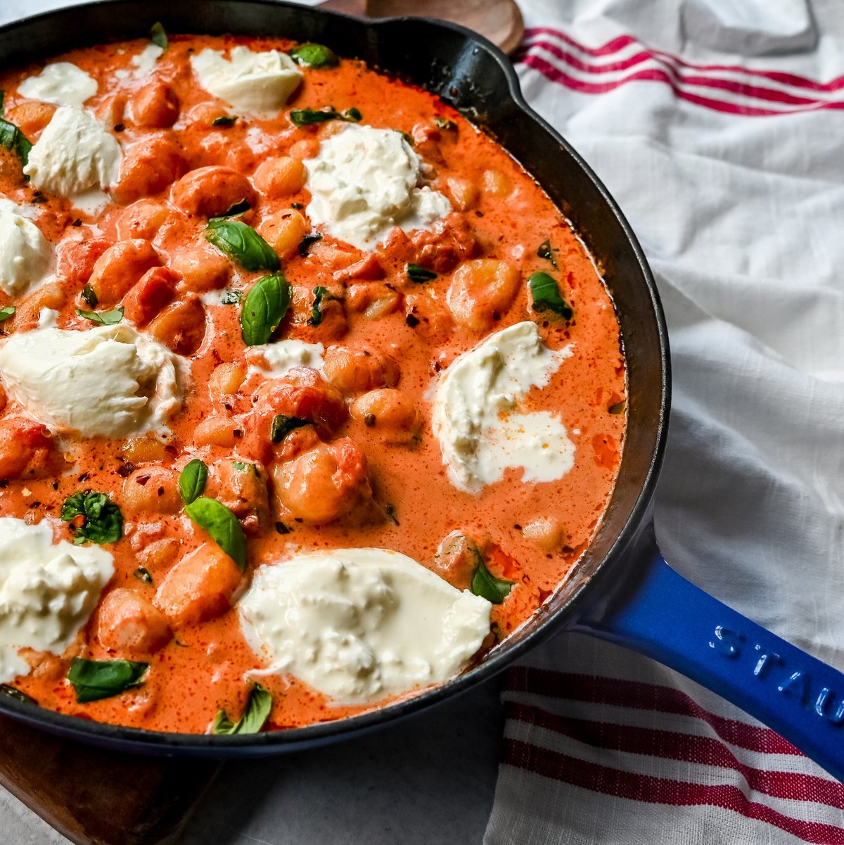 Creamy Tomato Gnocchi with Burrata. This easy 20-minute Creamy Tomato Gnocchi is made with a vibrant tomato garlic sauce tossed with cream, fresh basil, and gnocchi and topped with fresh burrata cheese. A simple, quick, and easy dinner full of flavor!